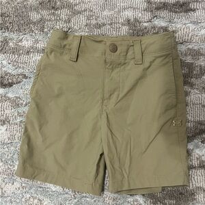 Under Armour toddler golf shorts khaki 2T